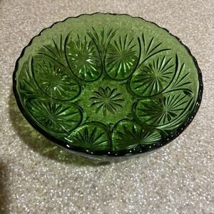 Vintage Anchor Hocking Medallion Glass Bowl Green Star and Cameo MCM 8"
